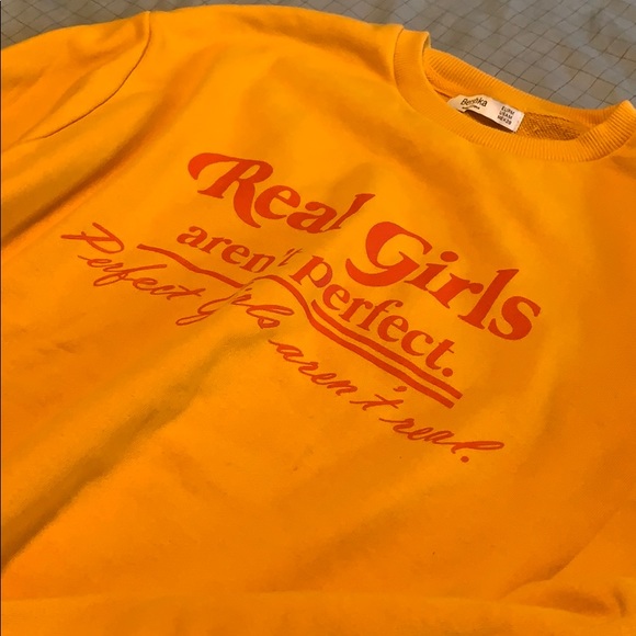 Sweater: yellow - Picture 4 of 5